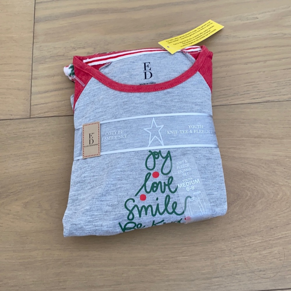 Youth holiday pajamas set